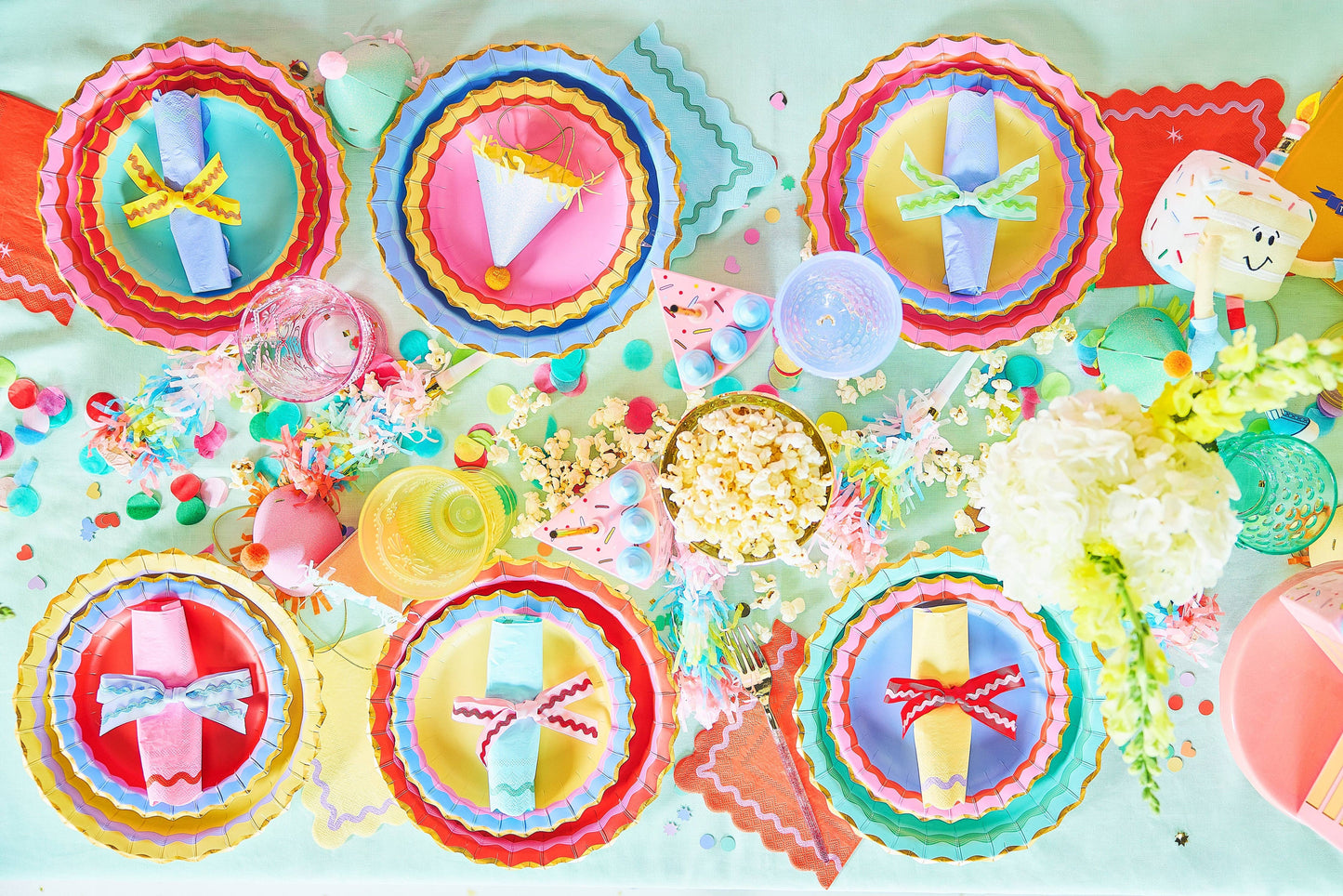 Rainbow Ric Rac Assorted Dinner Plates (10 ct)