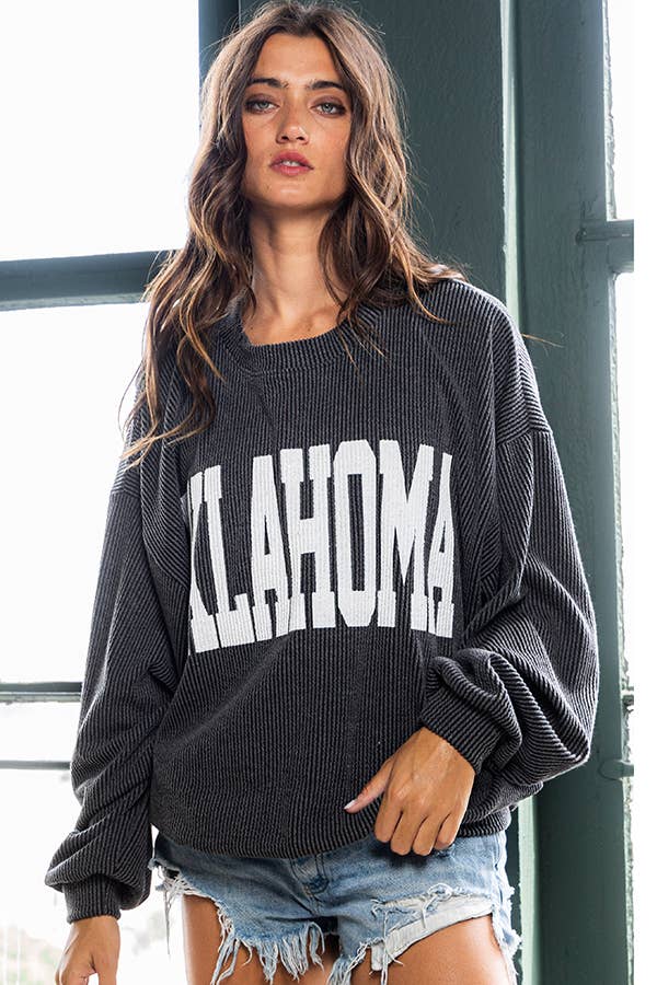 Campus Vibes Pullover